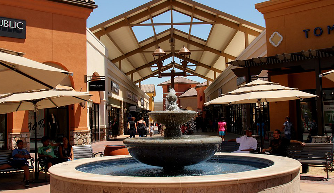 Tejon Ranch Outlet Mall TEJON RANCH, CALIFORNIA